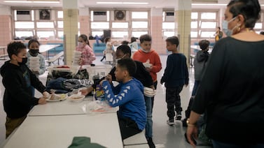 Se les está acabando el tiempo a las familias de NYC: millones en beneficios de comida por la pandemia podrían caducar el mes que viene
